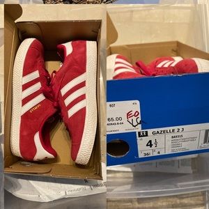 Adidas gazelle sneakers in pink
